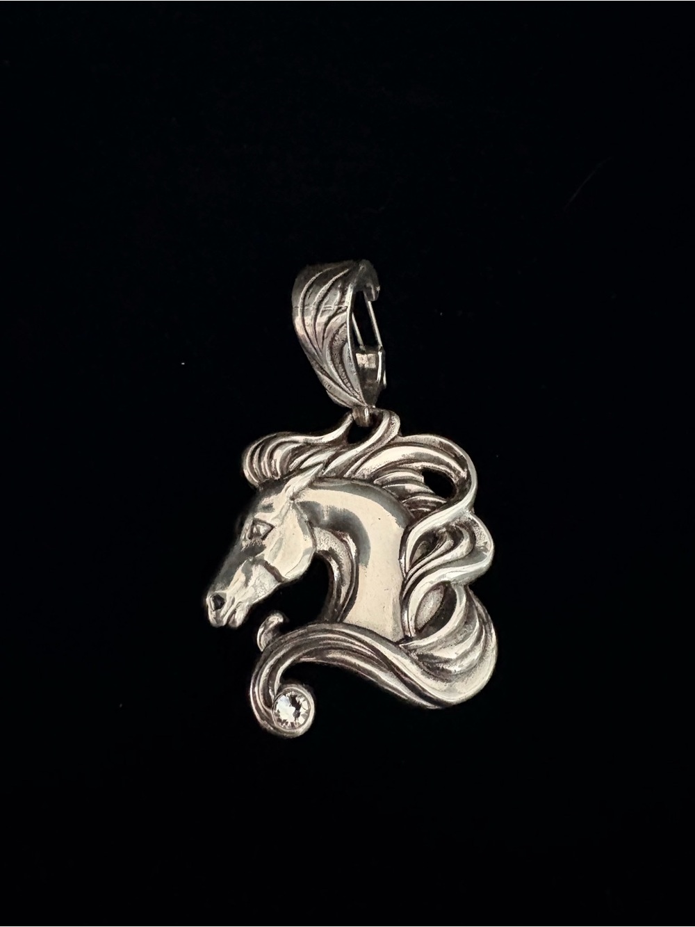 Silver Horse Head Pendant Necklace - Elegant Women's Jewelry